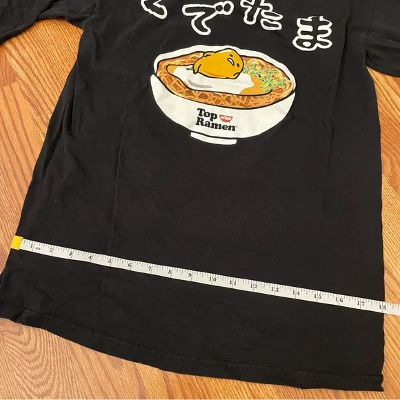 Gudetama Sanrio x Top Ramen Long Sleeve S/M - Picture 2 of 7